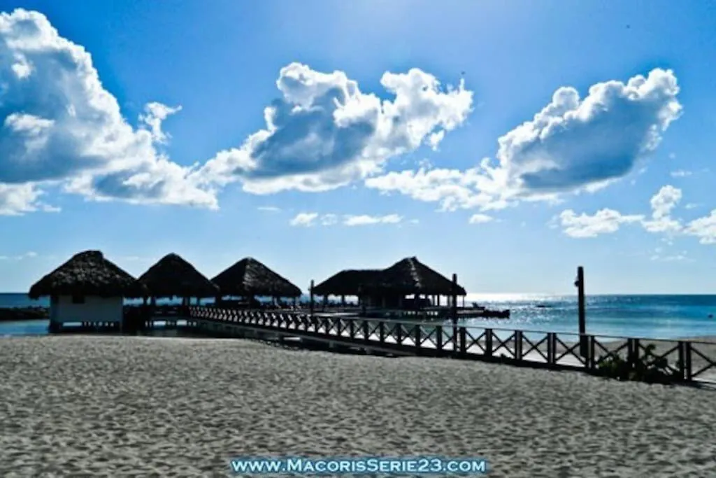Elegante Blue Marine Apartamento 璜多里奥